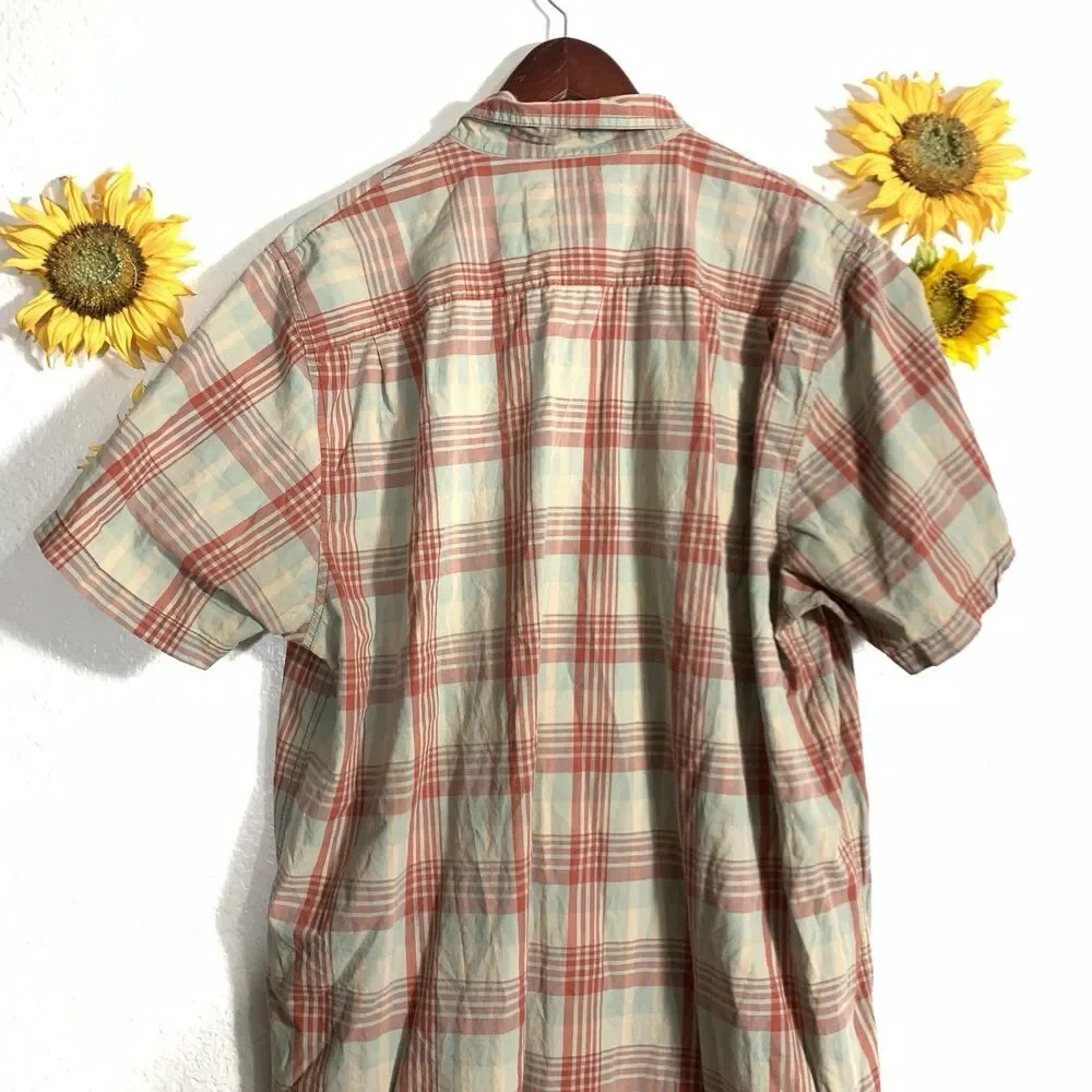 The North Face Button Down Double Pocket Vintage Men’s Shirt Size XL